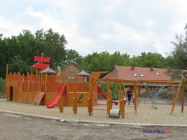 Kids' Paradise House Balatonboglár 외부 사진